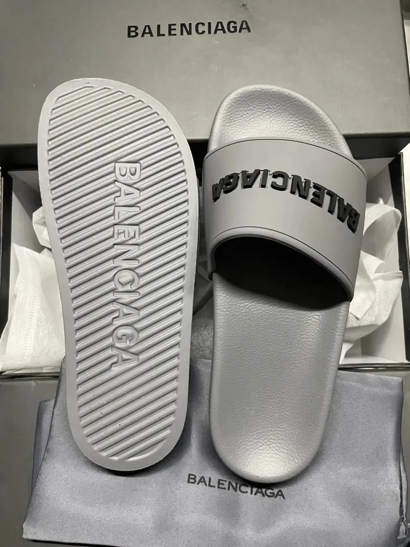 Balenciaga Logo Rubber Pool Slide Sandal — photo 6