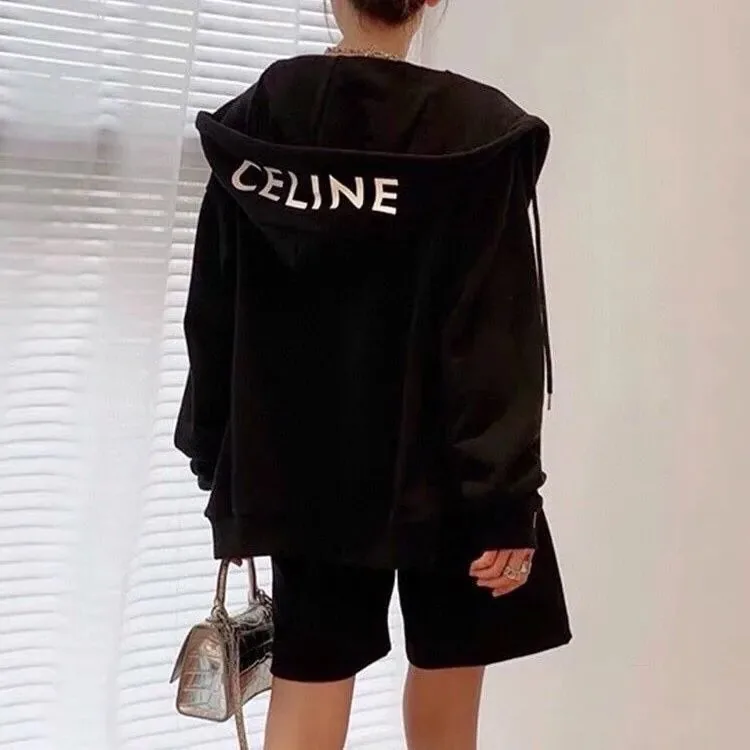 Street Style Hoodie — Photo 4
