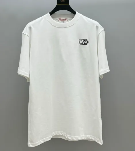Short-Sleeve Tee — Photo 6