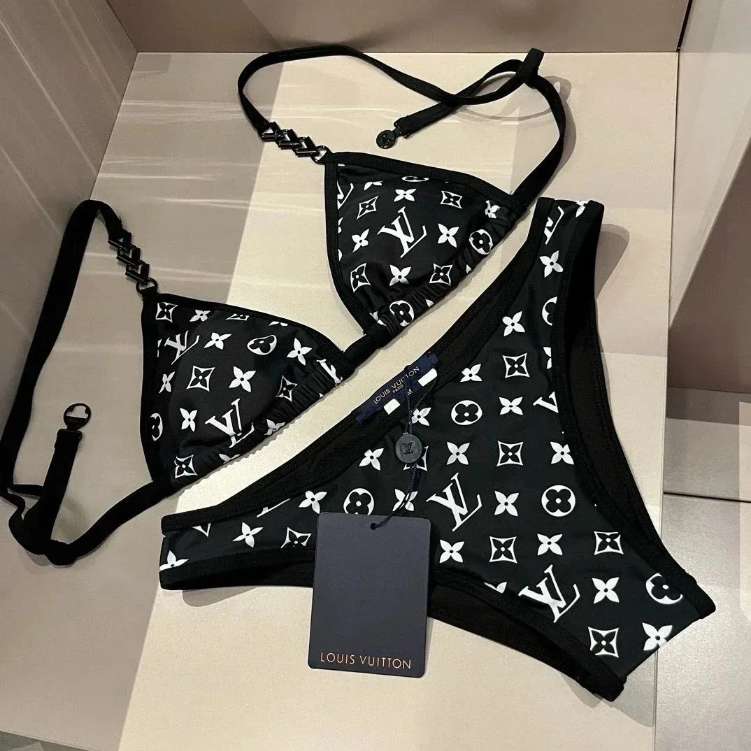 Swimsuit — QC