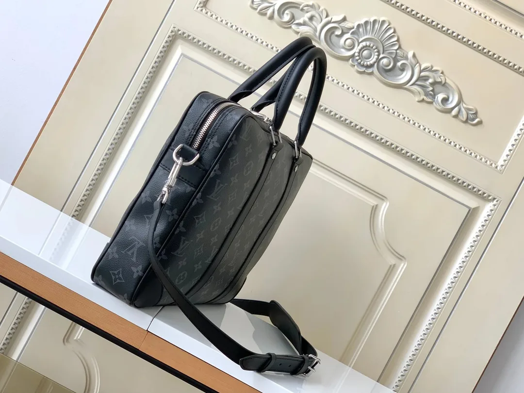 Louis Vuitton Black Monogram Briefcase — Photo 3