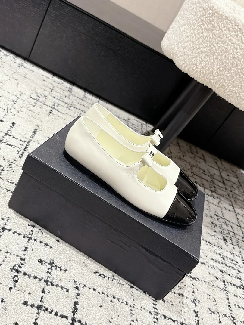 Chanel Mary Jane Flats Pink White — Photo 14