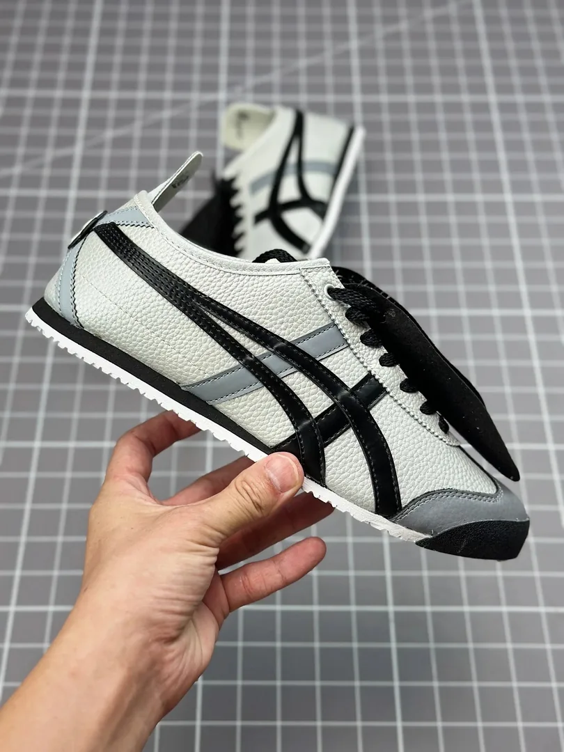 Onitsuka Tiger Mexico 66 — QC