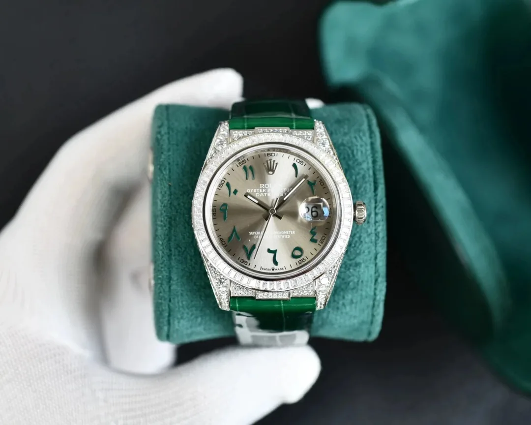 Rolex Datejust Rose Gold Diamond Bezel Watch — Photo 9