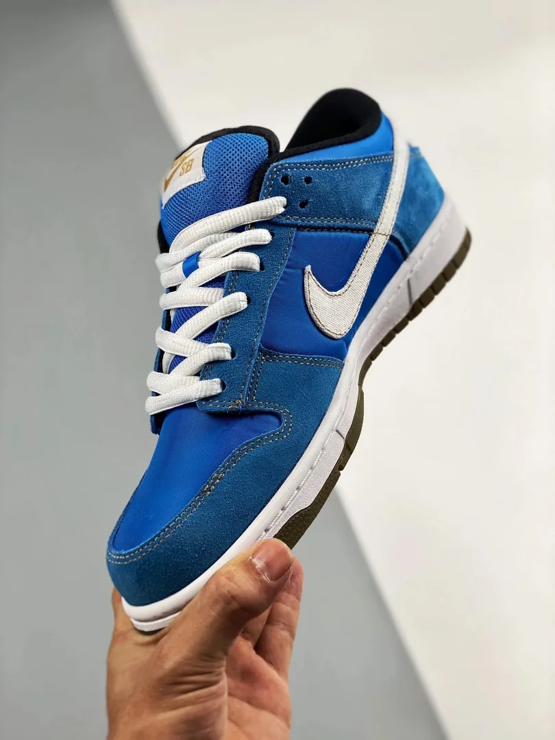 Nike SB Dunk Low Blue Chun-Li Print Sneakers — QC