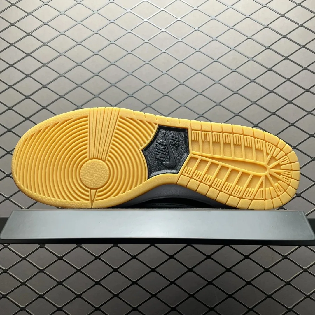 Nike Dunk Low Fog Gum-Sole Pro Sneakers — Photo 14