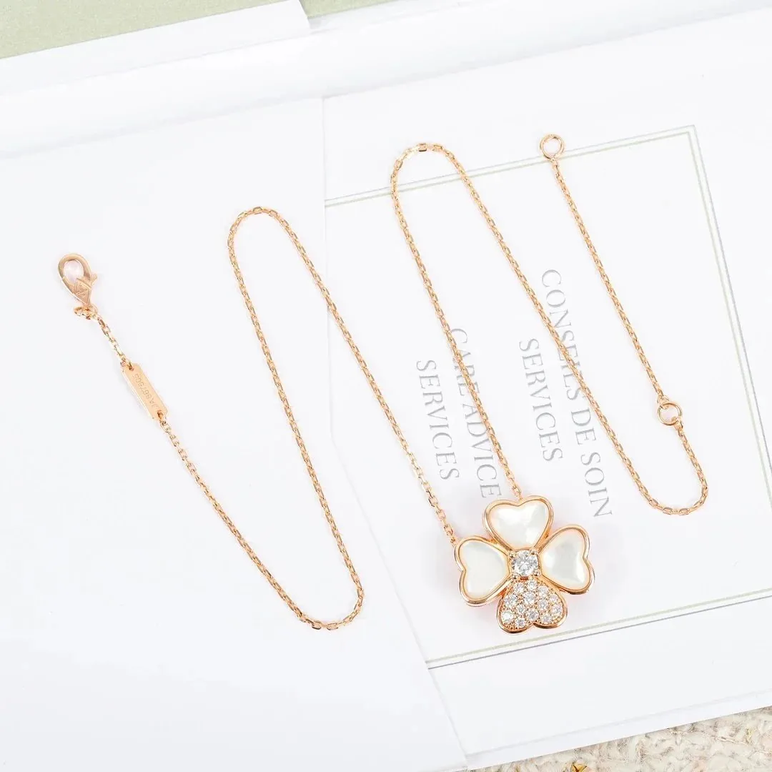 Van Cleef Arpels Necklace Gift Box — photo 4