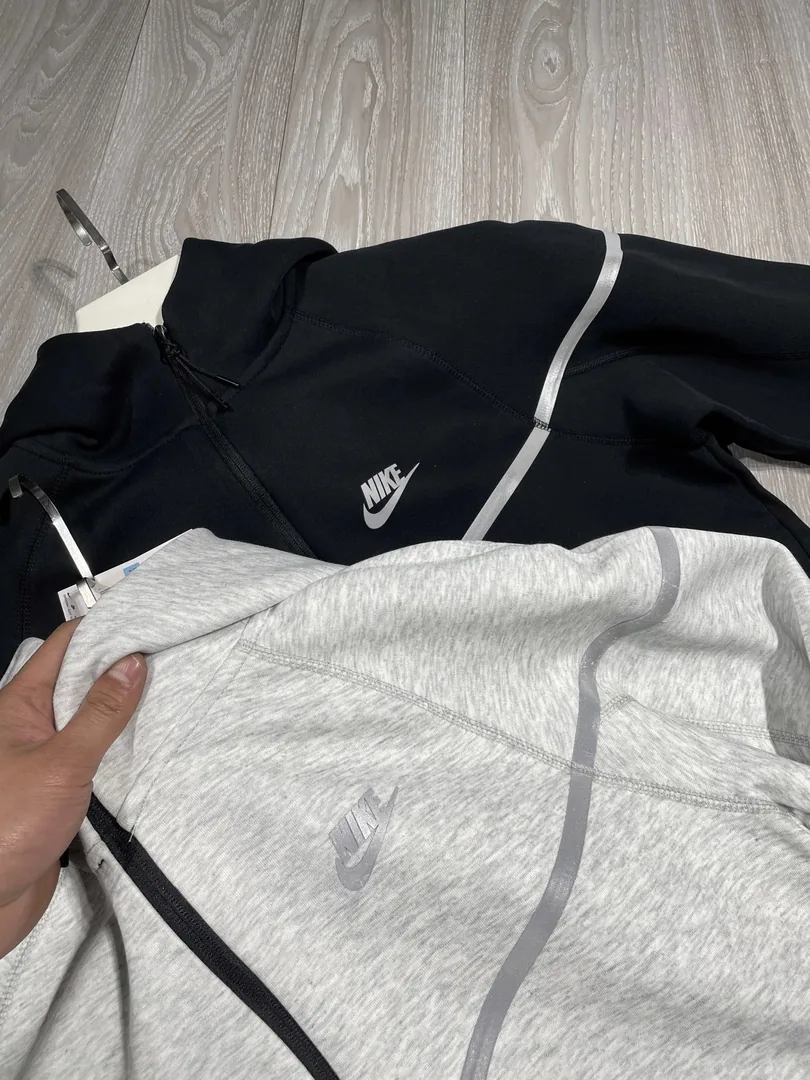 Nike Tech Windrunner Reflective Hoodie — QC