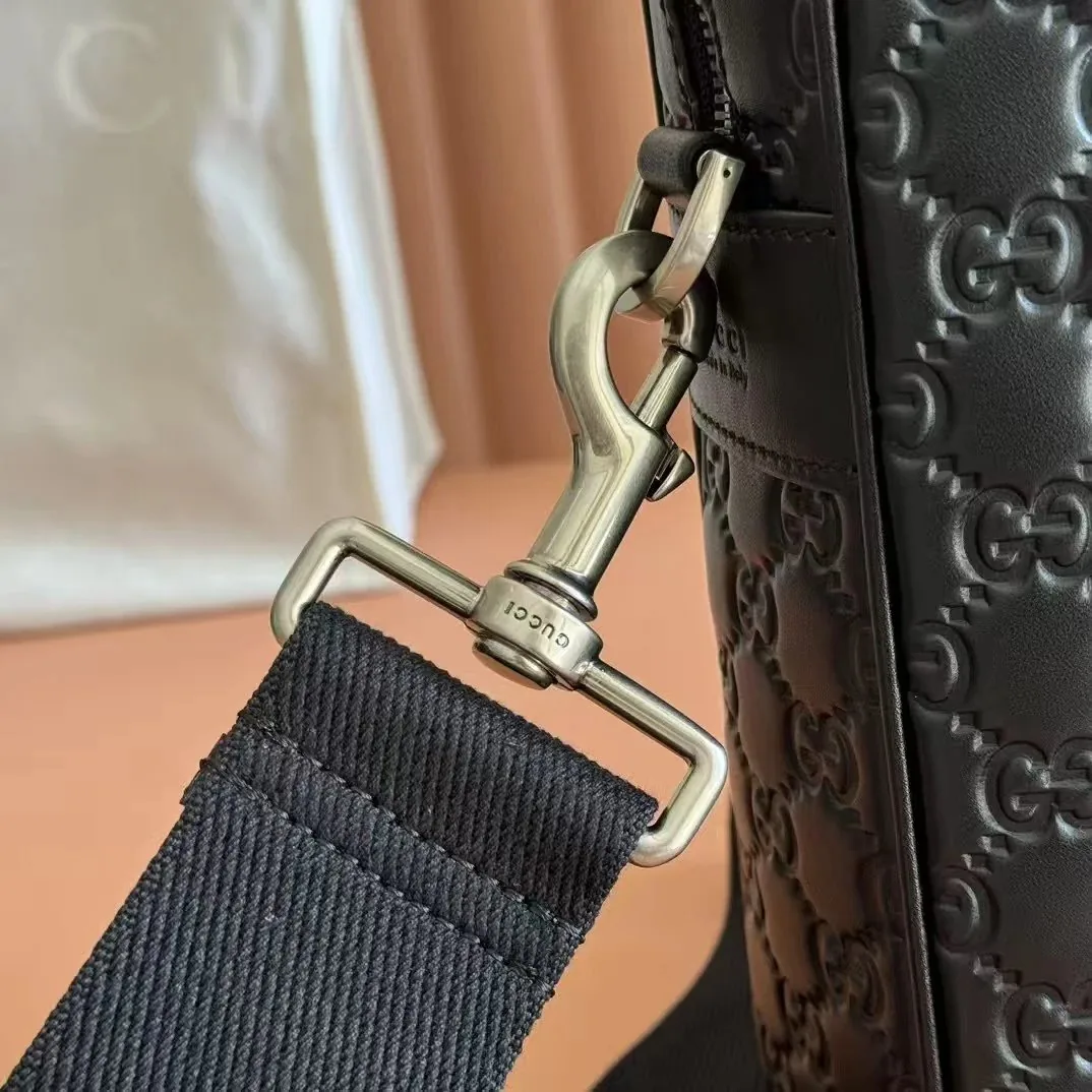 Gucci Printed Briefcase — Zdjęcie 7