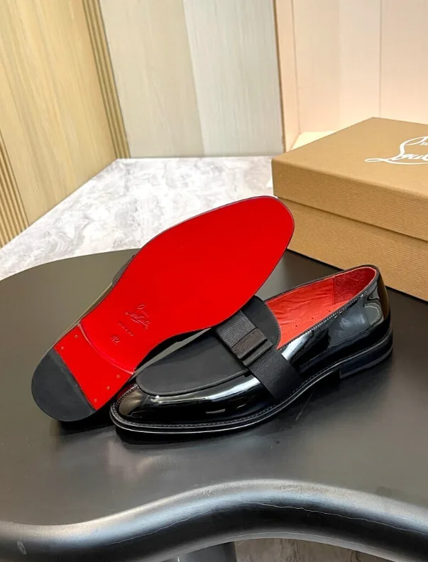 Christian Louboutin Custom Leather Sneakers — Zdjęcie 15