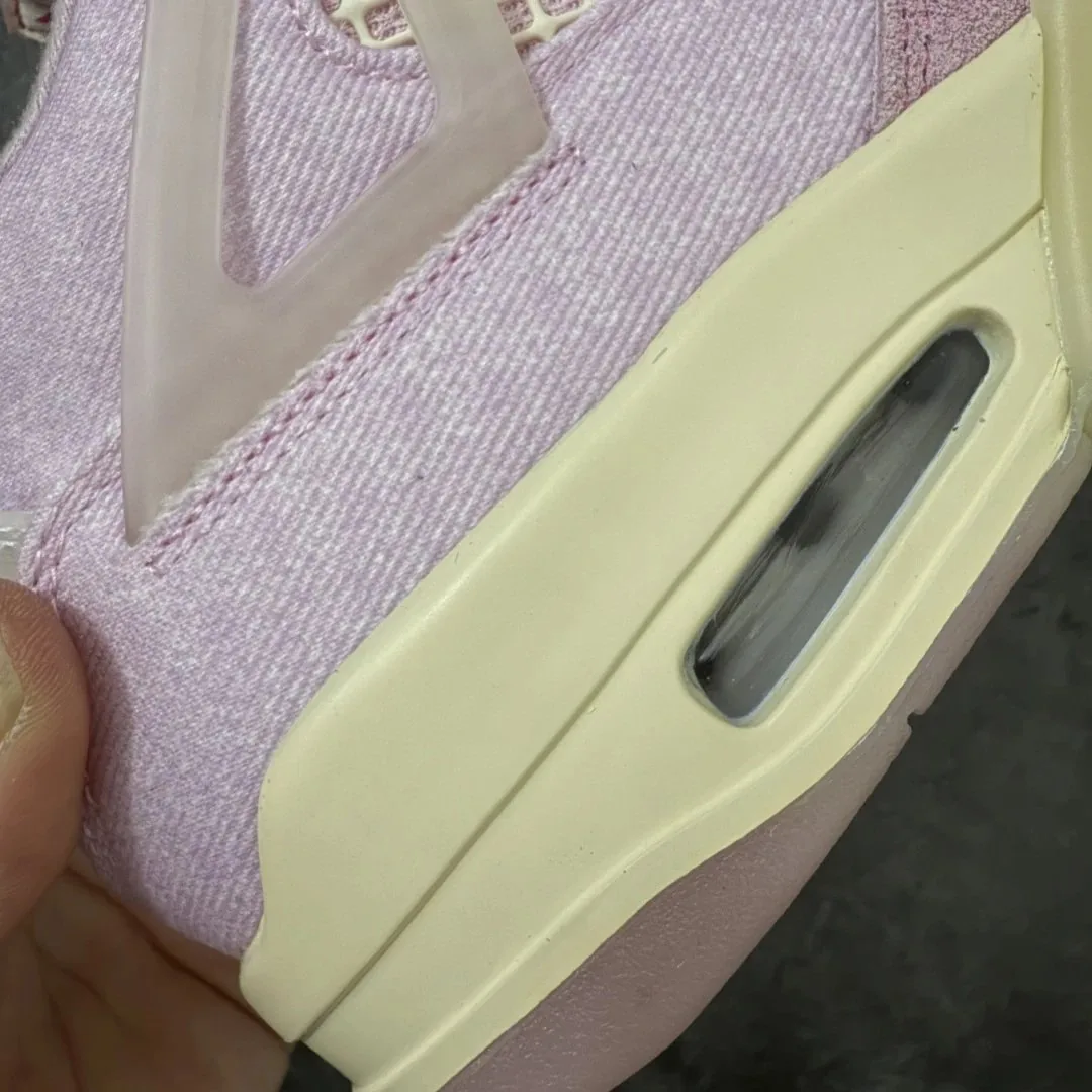Air Jordan 4 Denim Iced Carmine — photo 10