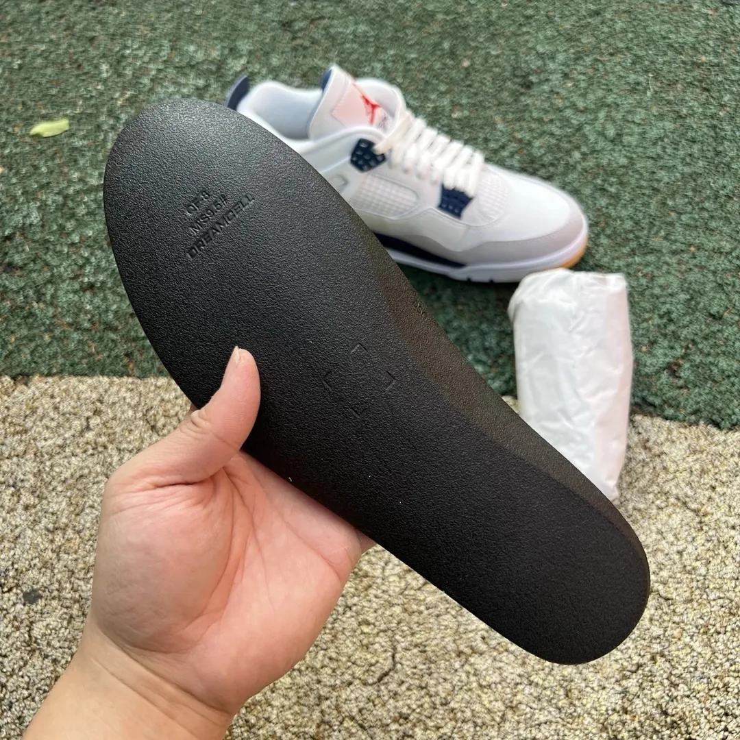 Air Jordan 4 Navy Sneakers — Photo 12