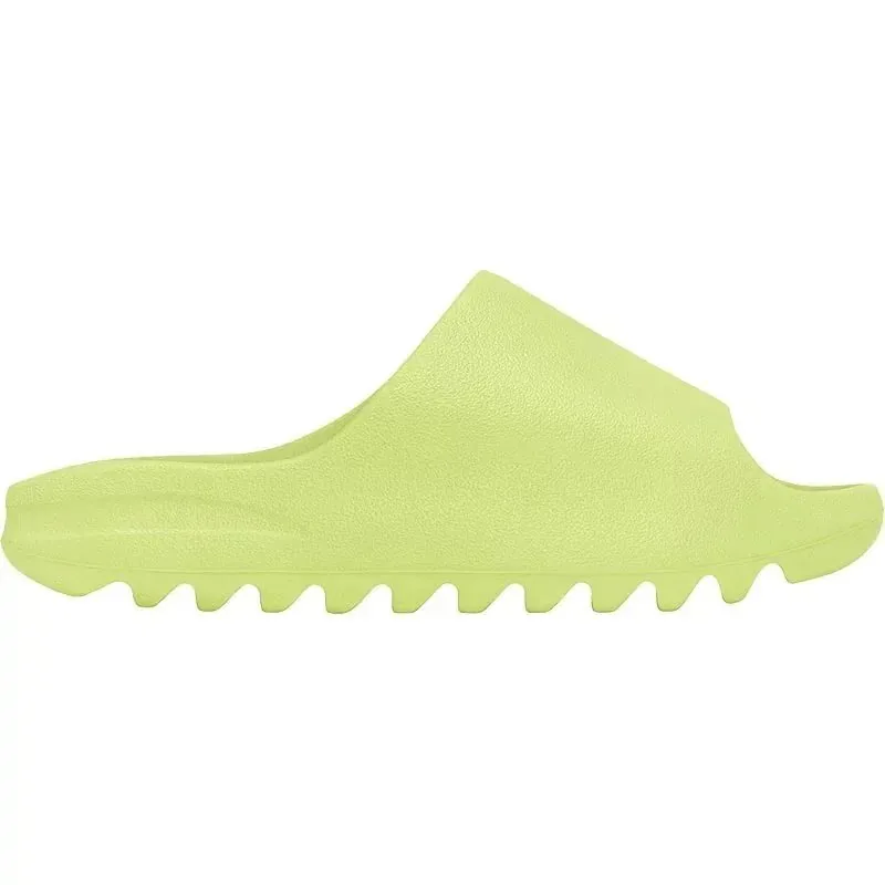 Adidas Yeezy Classic Sneakers — Photo 15