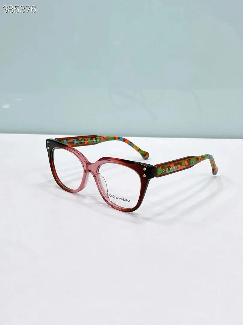 Tinted Lens Sunglasses — Photo 10