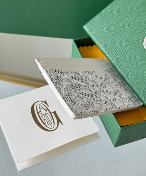 Goyard Leather Card Holder — Photo 11