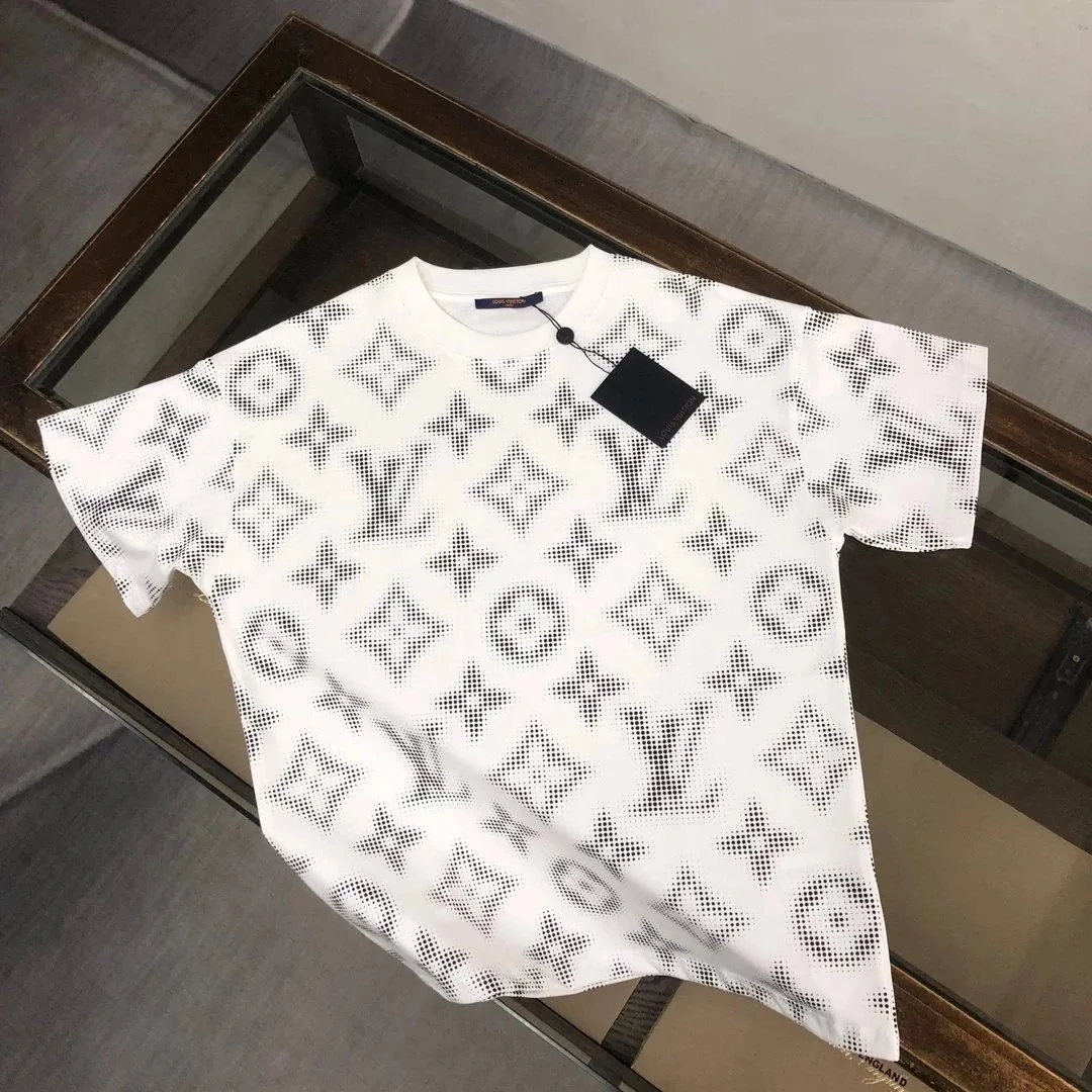 Louis Vuitton Monogram Jacquard T-Shirt Collection — Photo 6