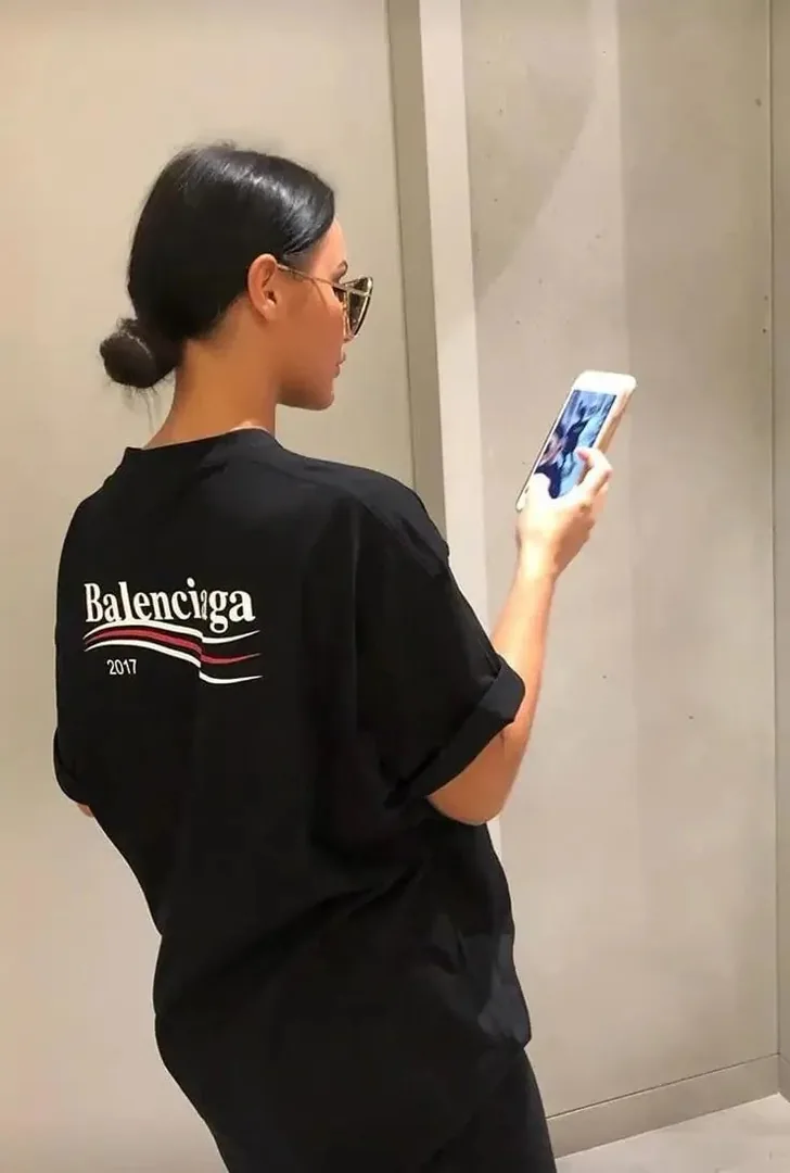 Balenciaga BB Logo Print T-Shirt Collection — Photo 2