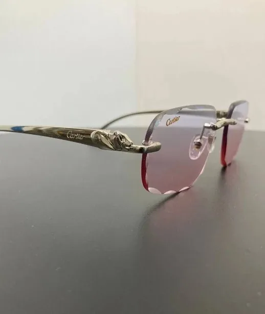 Gold Panther Accessory — QC