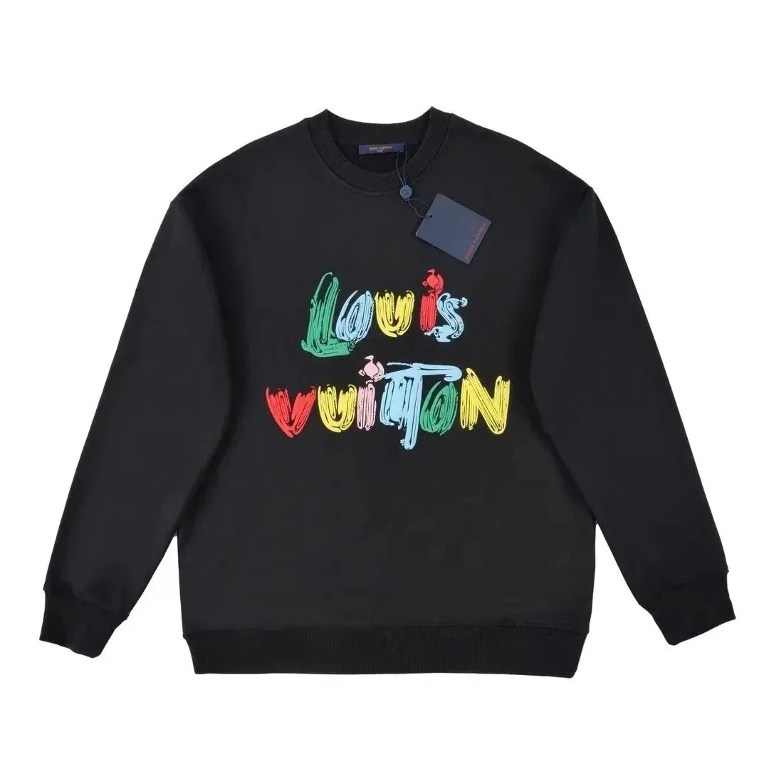 Louis Vuitton Graphic Sweatshirt Collection — Photo 9