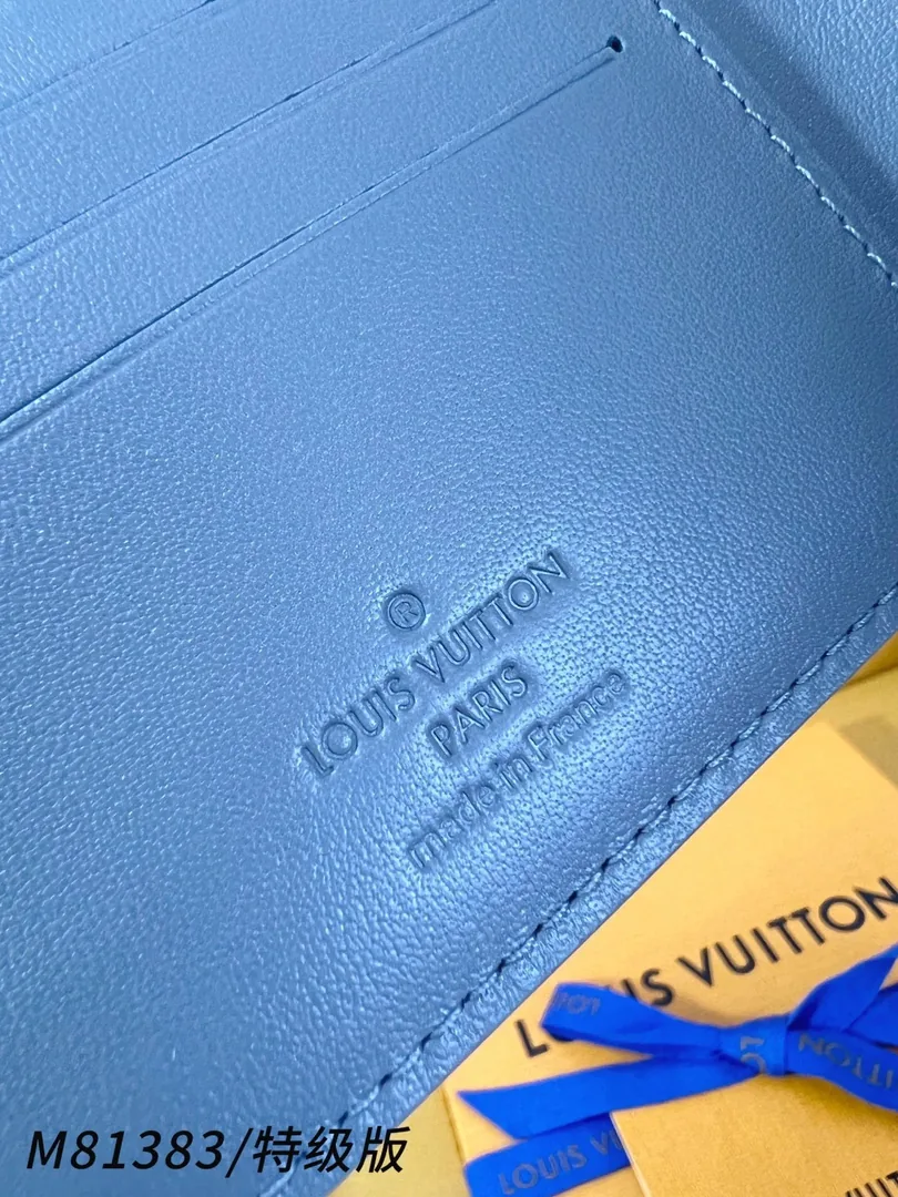 Louis Vuitton Multiple Wallet — QC