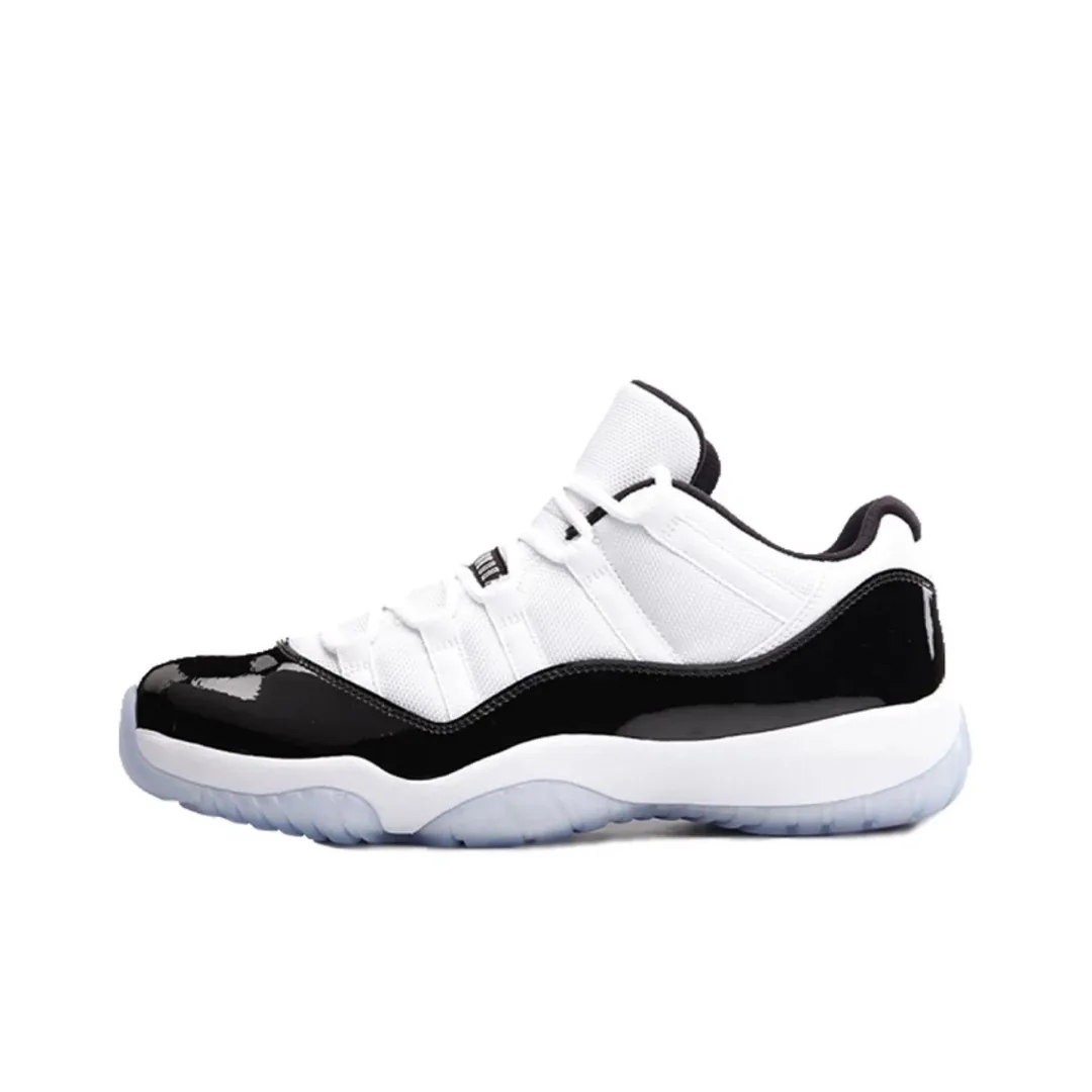 Air Jordan 11 Black Sneakers — Photo 14