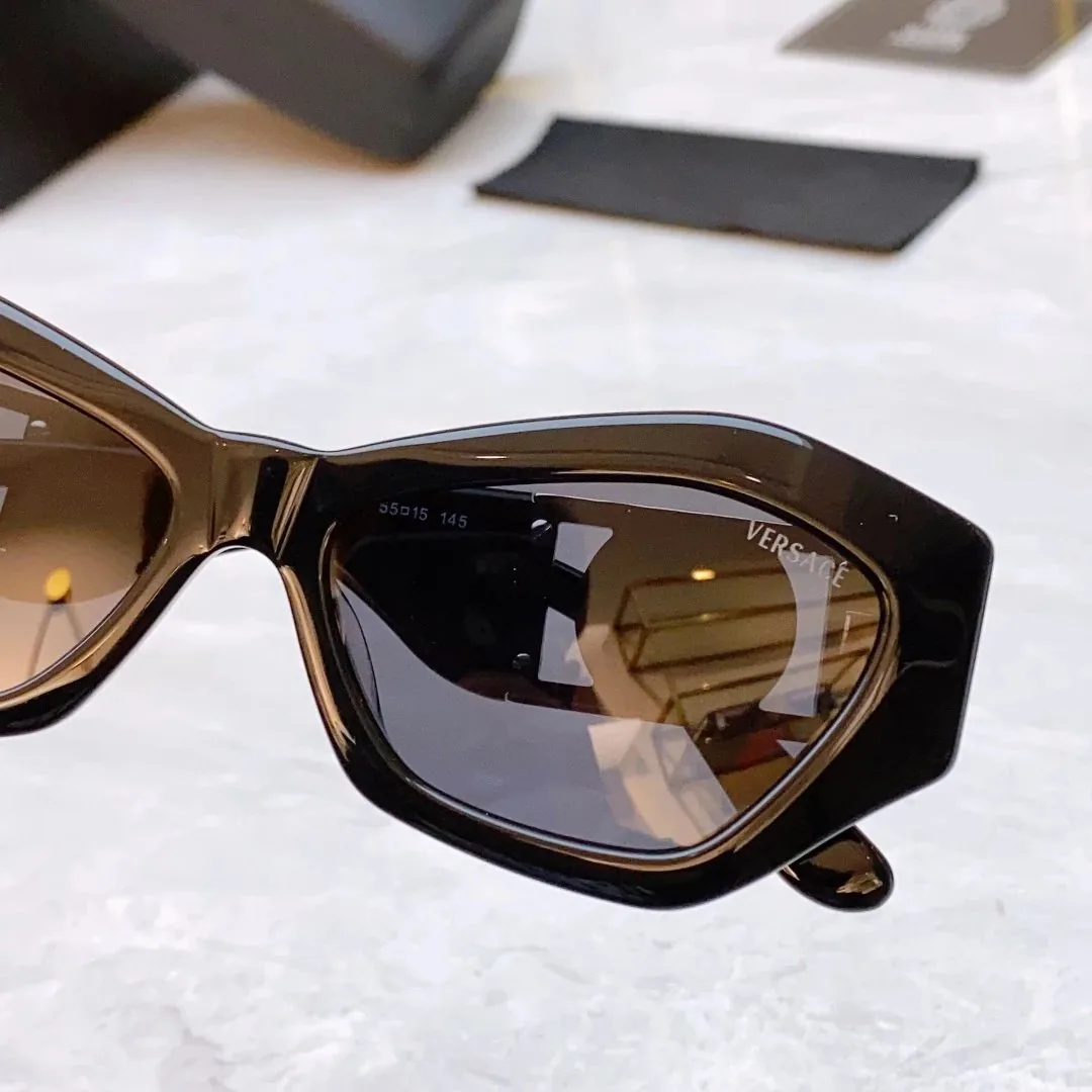 Mod 421/B Sunglasses — QC