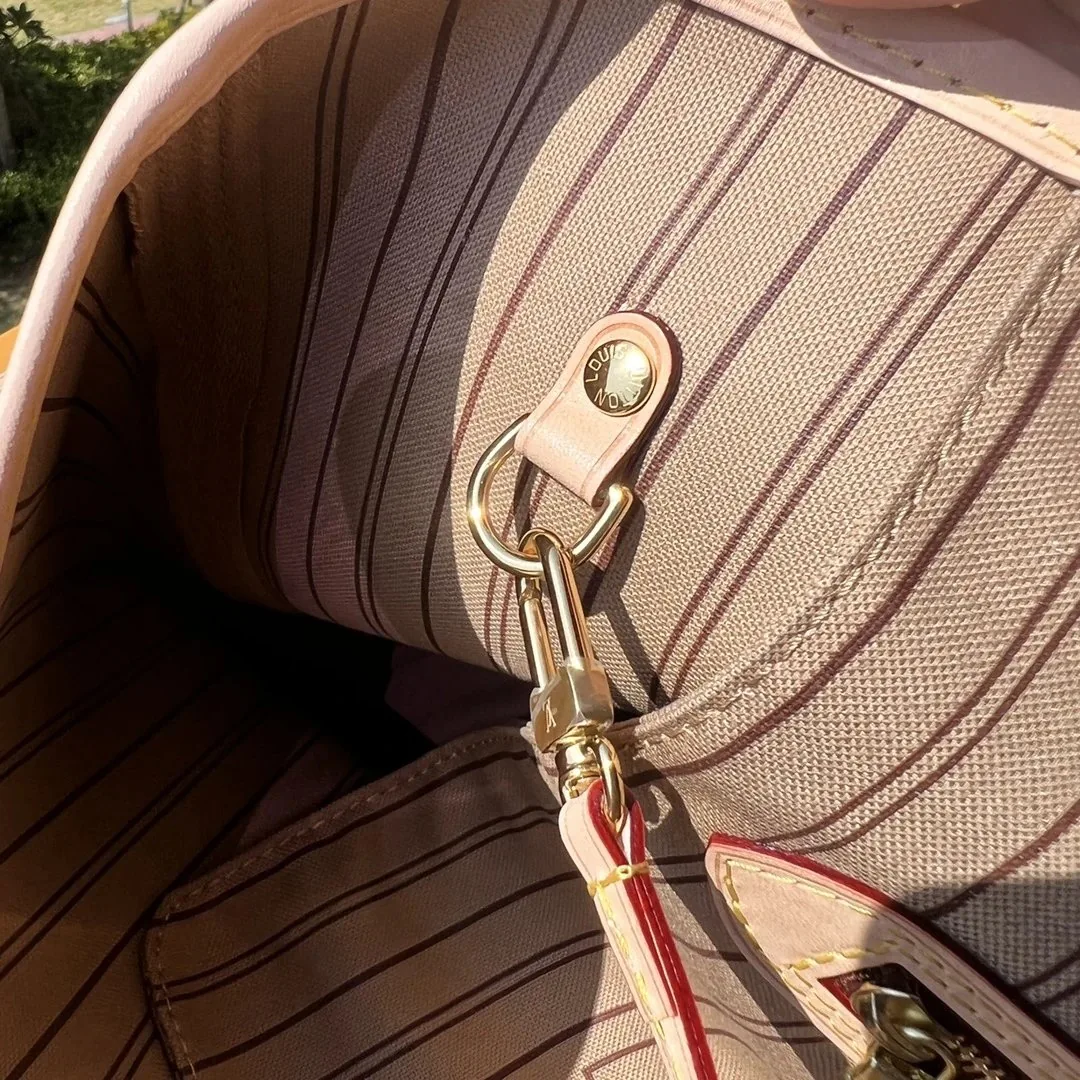Louis Vuitton Neverfull Bag — QC