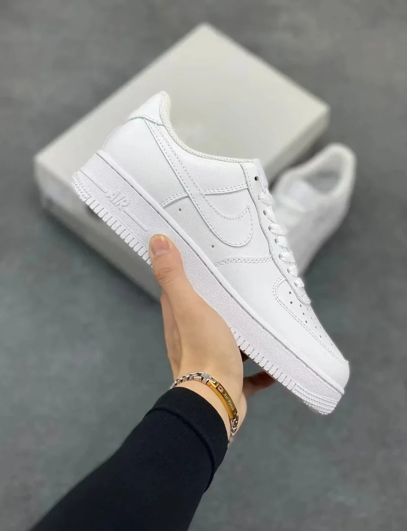Nike Air Force 1 Low-Top Summer Sneakers — Photo 4