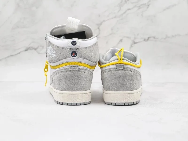 Air Jordan 1 High Smoke Grey — Photo 2