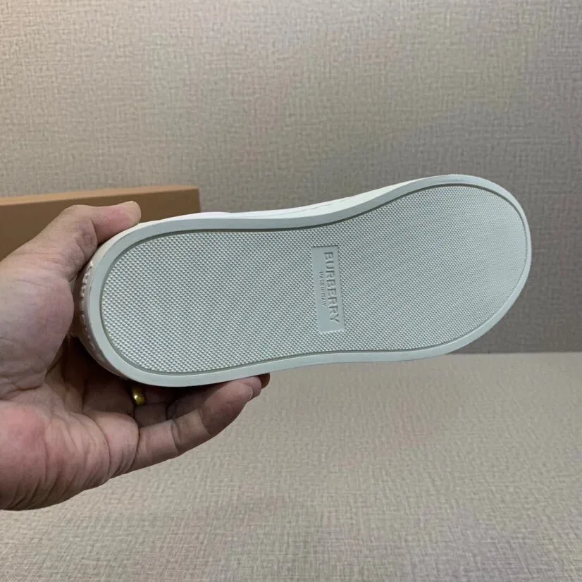 Burberry White Plain Leather Sneakers — QC