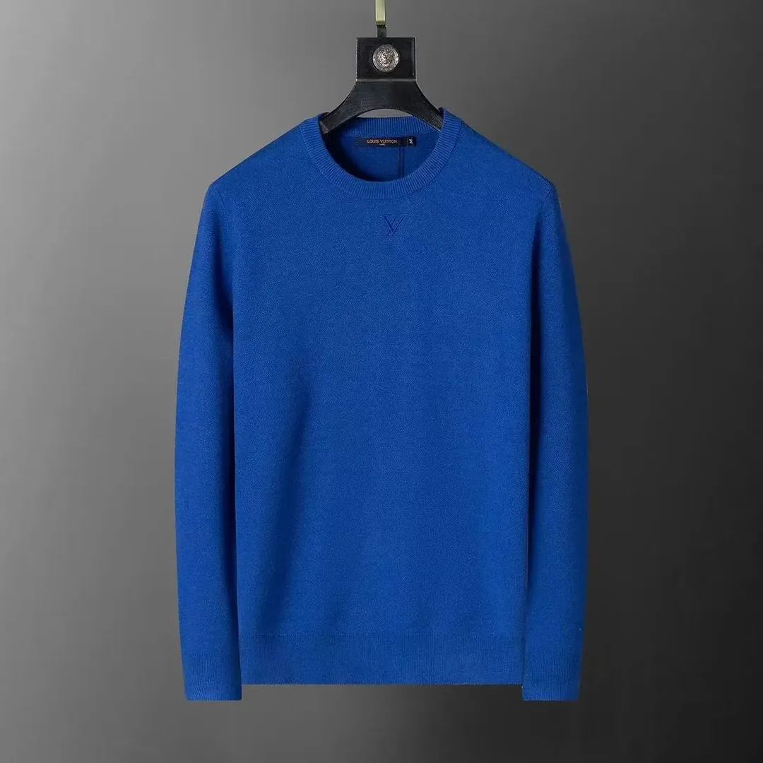 Long-Sleeve Tee — QC
