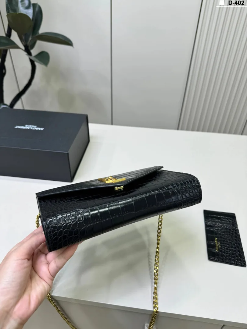 YSL Le Cassandre Envelope Bag — photo 9