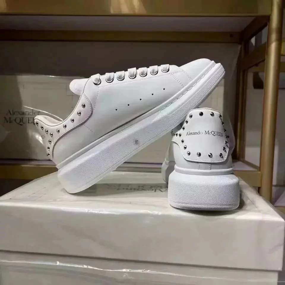 Alexander McQueen Oversized Sneaker Sneakers — QC