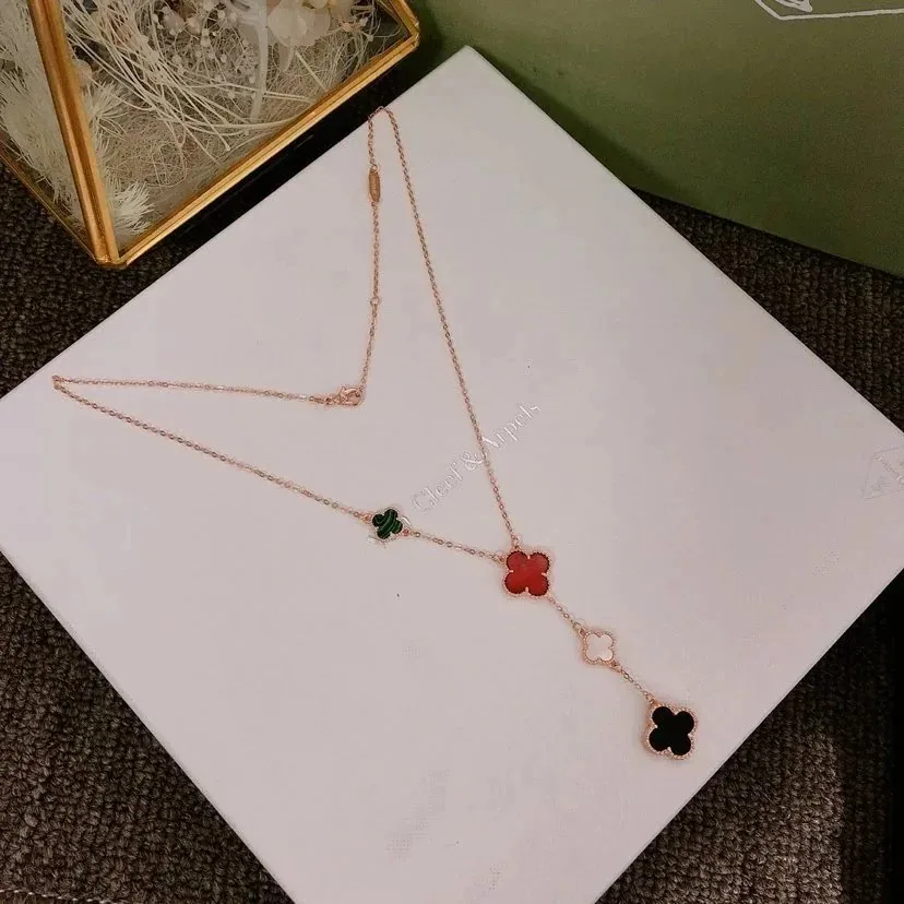 Van Cleef Arpels Necklace Gift Box — photo 11