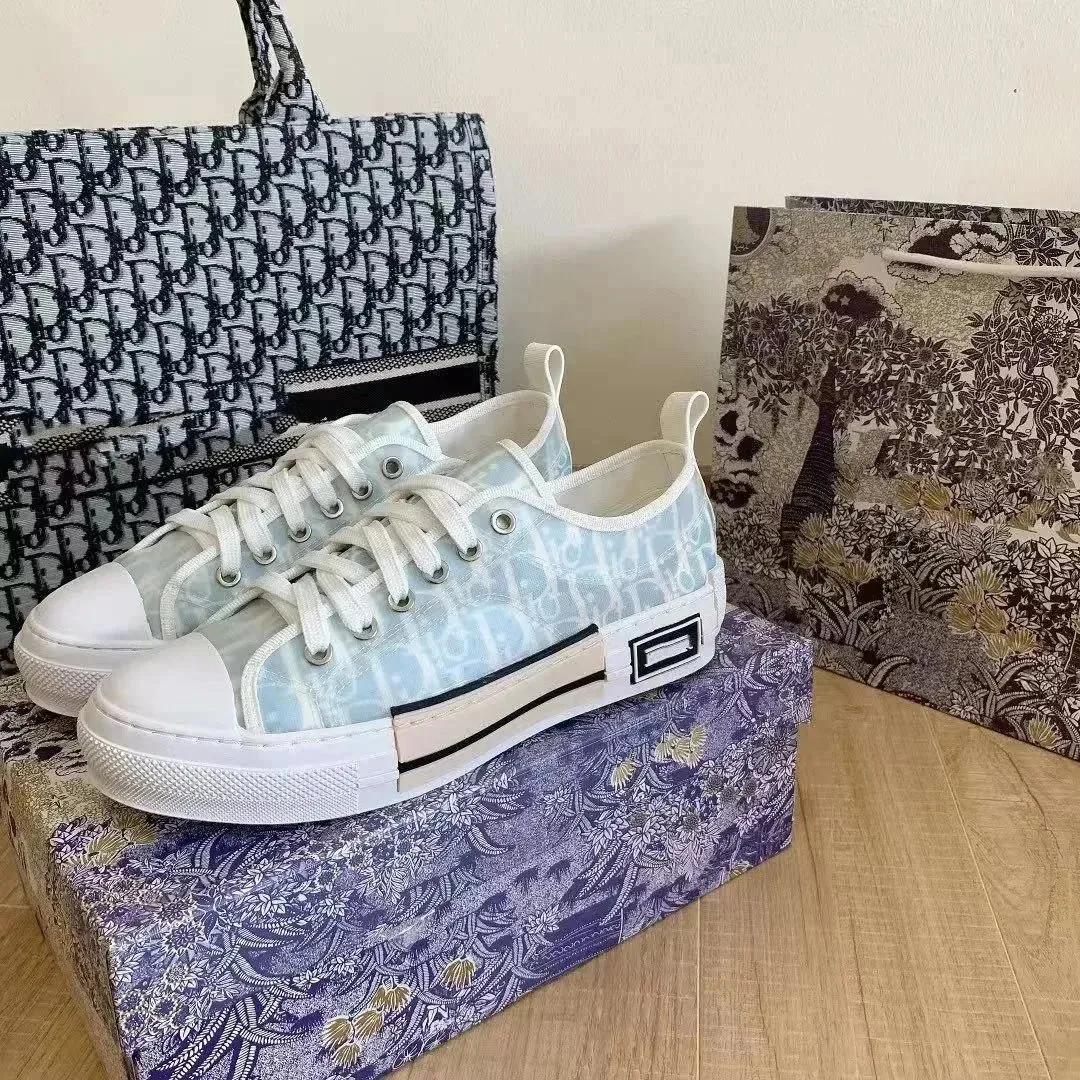 Dior B23 Grey Bee-Print Sneakers — Photo 11