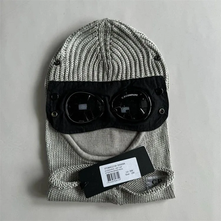 CP Company Goggle Beanie — Photo 15