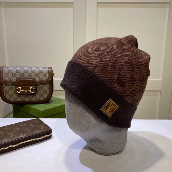 Gucci GG Monogram Knit Beanie Collection — photo 4