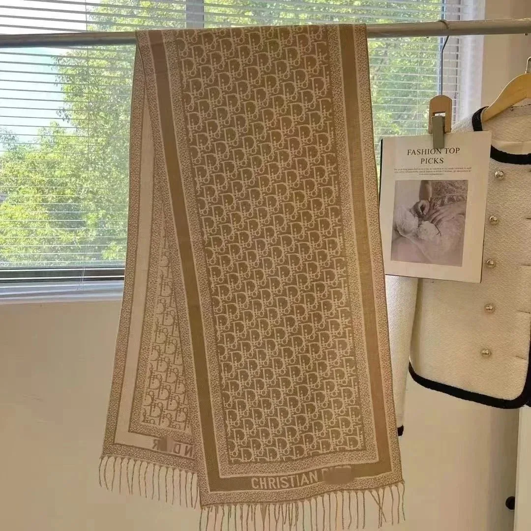 Autumn Winter Scarf — QC