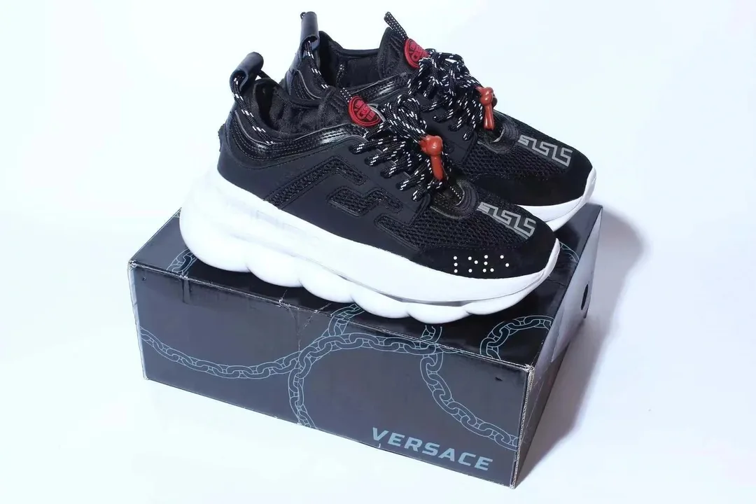 Versace Chain Reaction Beige Low-Top Sneakers — Photo 15