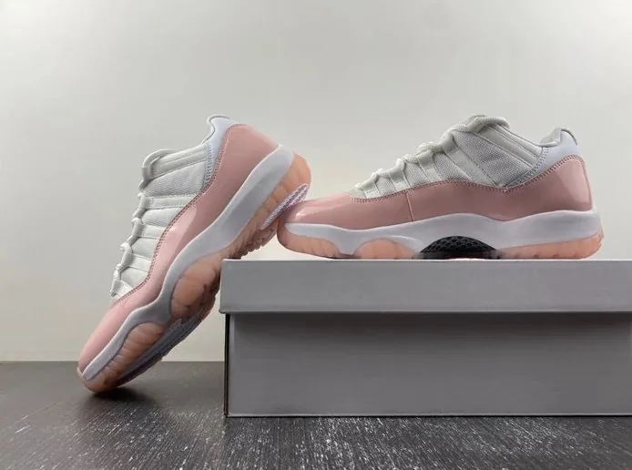 Air Jordan 11 Low Legend Pink — QC