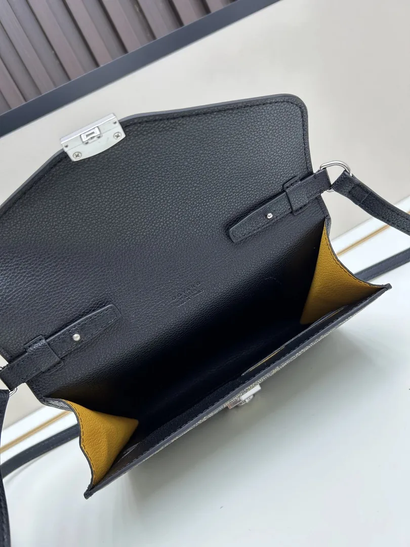 Goyard Chypre Bag — photo 7