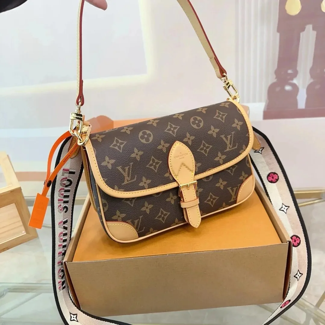 Bag Collection — Photo 9