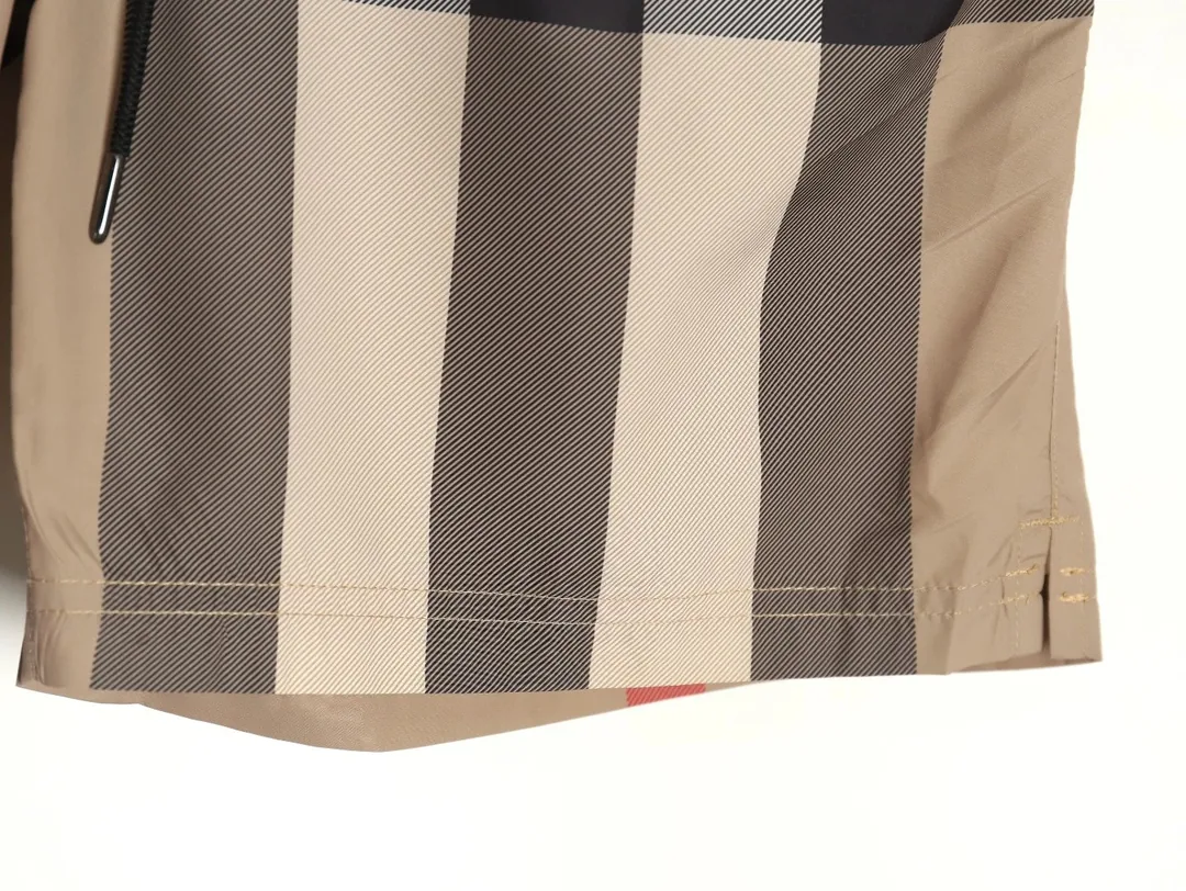 Large Plaid Beach Shorts — Photo 7