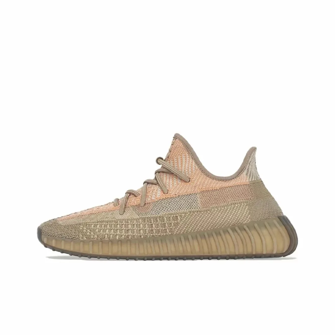 Yeezy 350 V2 Sneakers — Photo 10