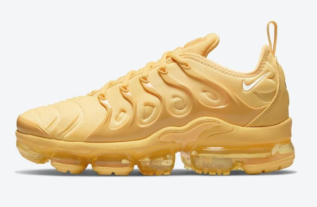 Nike Air VaporMax Plus Lace-Up Sneakers — Photo 6