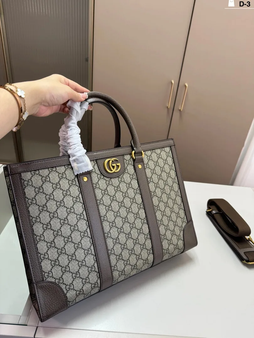 Gucci Printed Briefcase — Zdjęcie 12