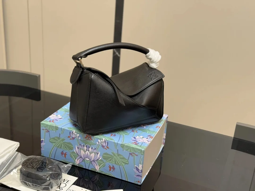 Loewe Puzzle Edge Leather Bag