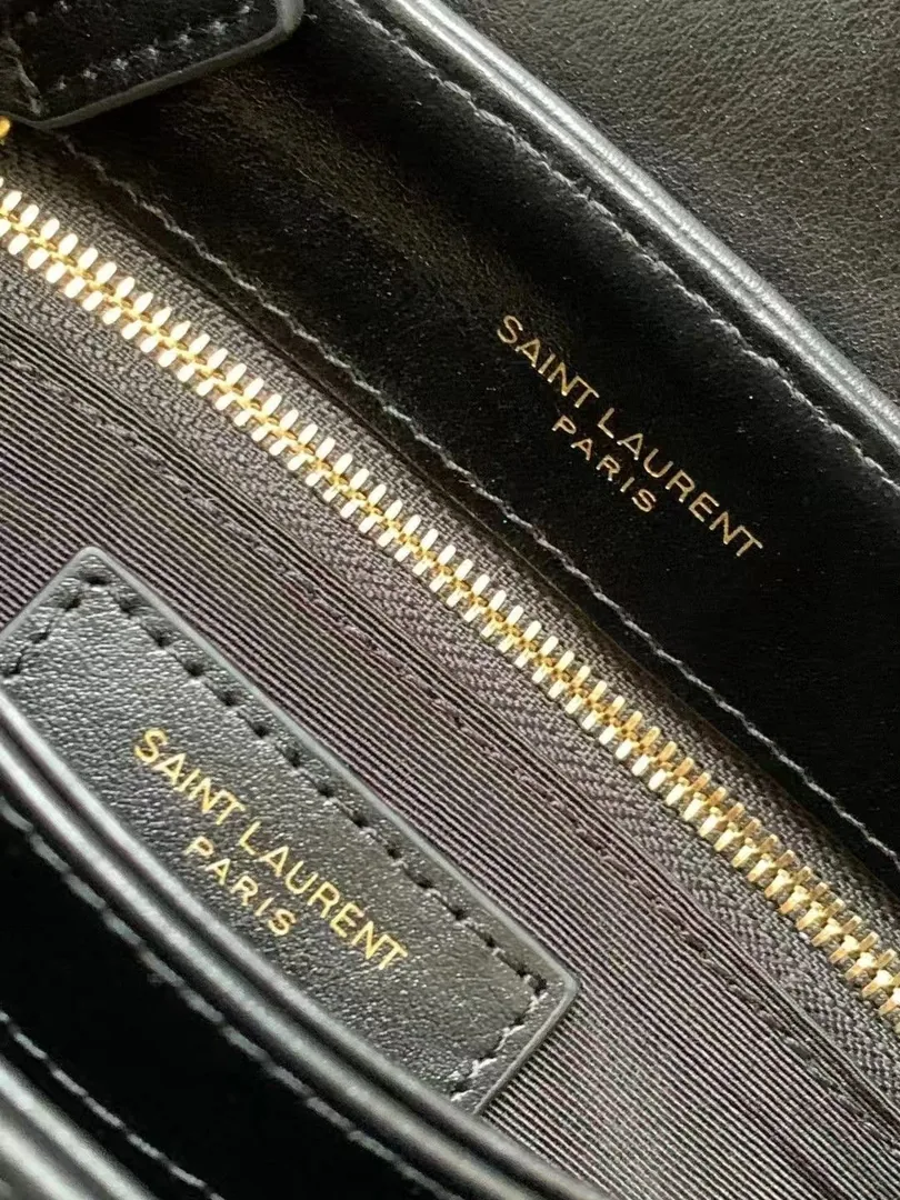 YSL Bag — Photo 5