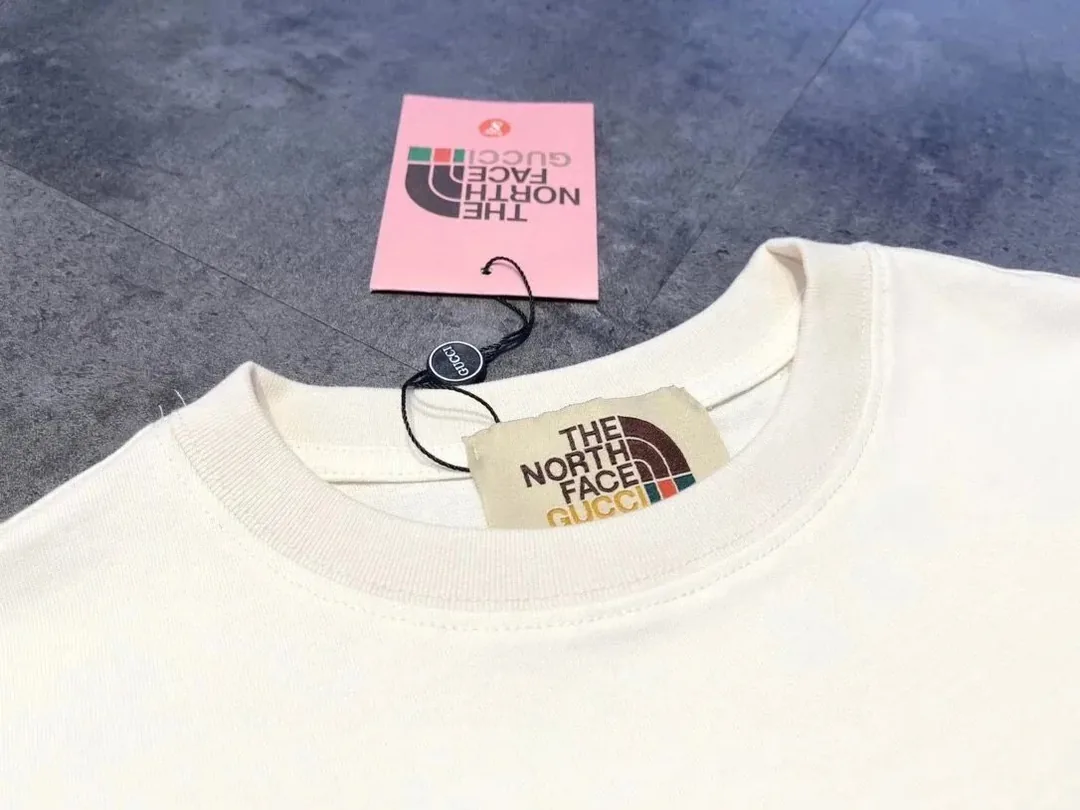 Gucci X TNF T-Shirt — Photo 6