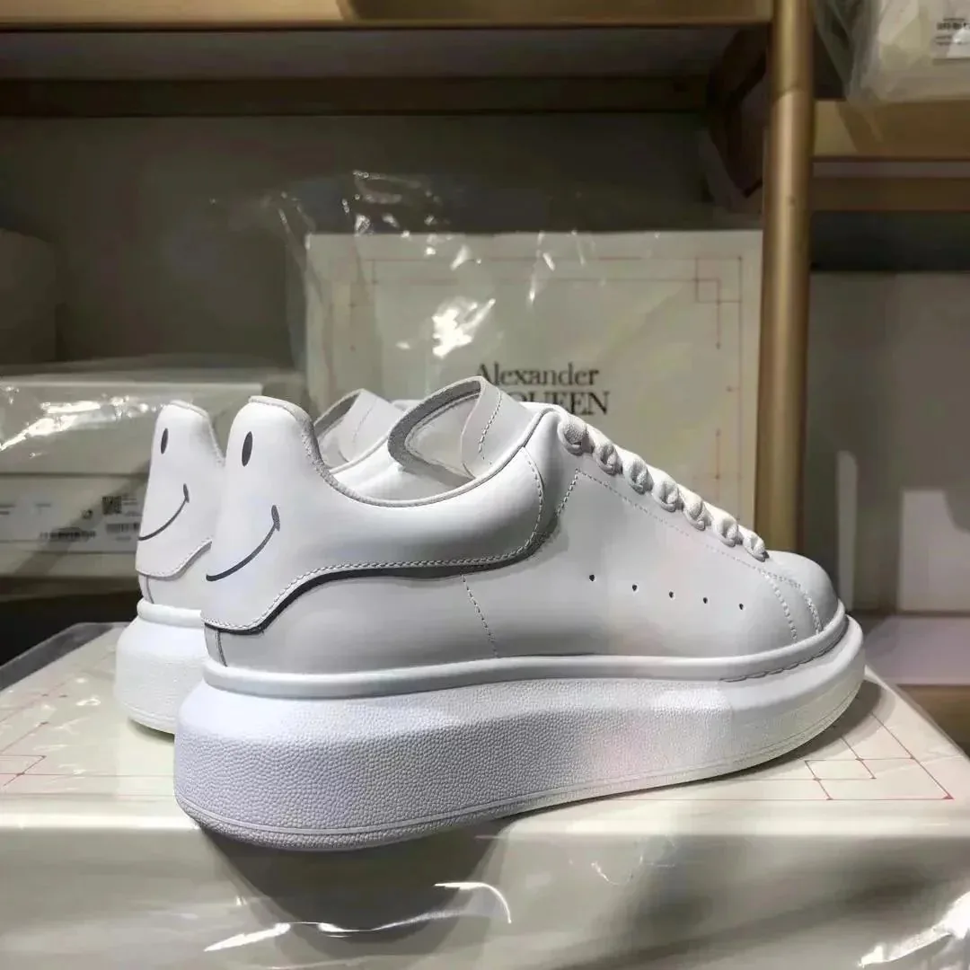 Alexander McQueen Oversized Sneaker Sneakers — photo 4